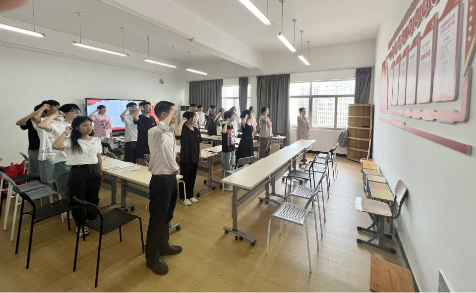 践行初心使命  凝聚奋斗力量——雷竞技开展毕业生党员主题党